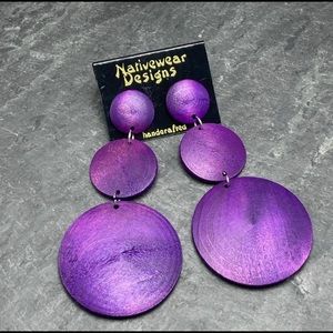 #113 NWT Women’s Vintage artisan wood paint novelty earrings African statement